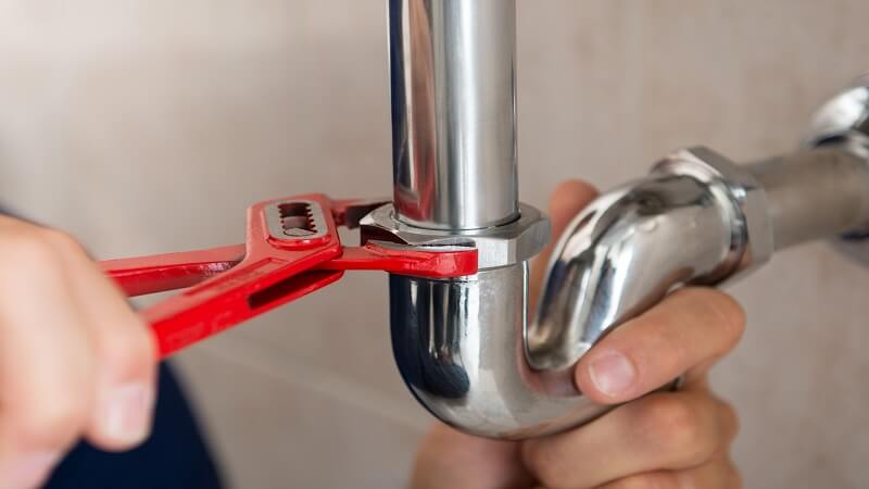 Plumbing Services in Chicago: Essential Checklist for Homeowners